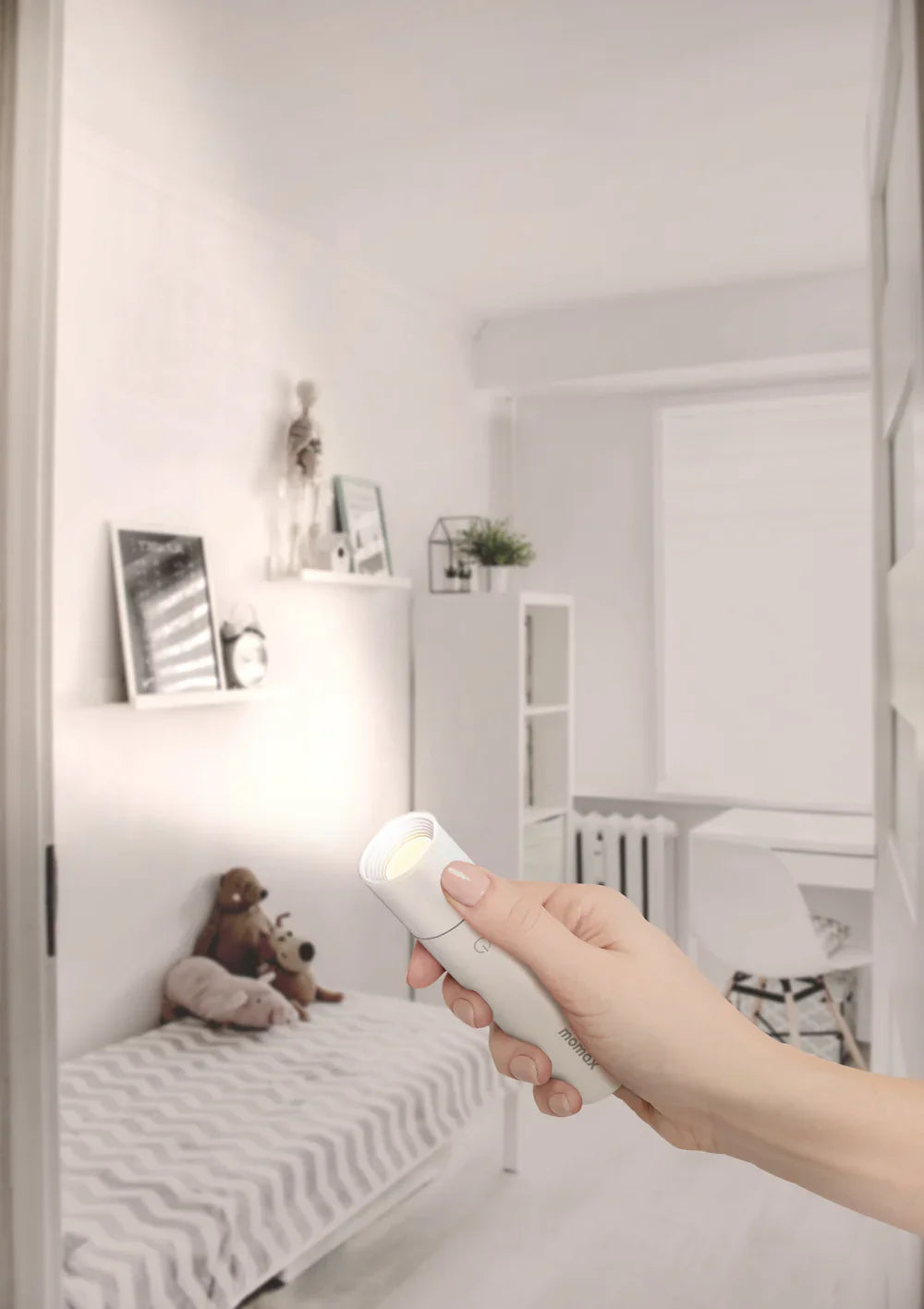Momax SnapLux - Portable LED Night-Light